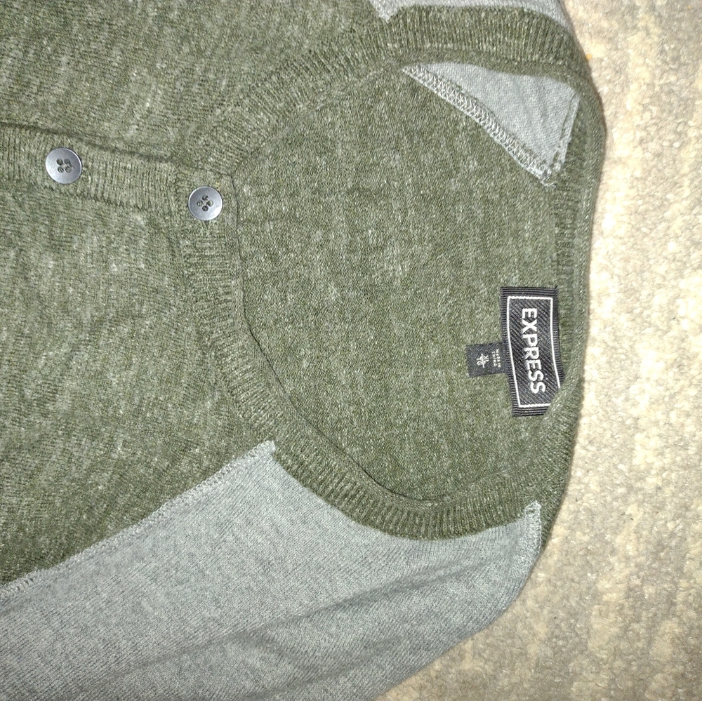 Express Henley - Picture 2 of 2
